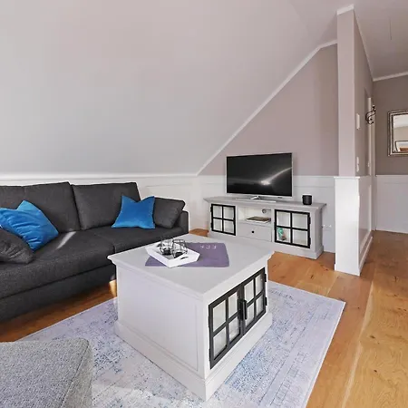 Mayr Apartment *